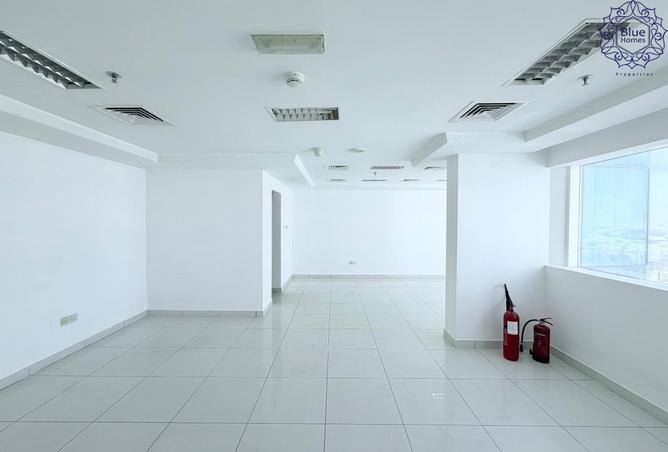100830919 - Property Image 3