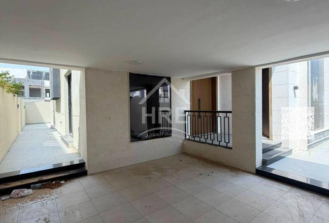 122467670 - Property Image 3