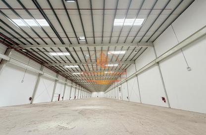 Warehouse - Studio - 5 Bathrooms for rent in Ali Mousa Building - Al Sajaa Industrial - Al Sajaa - Sharjah