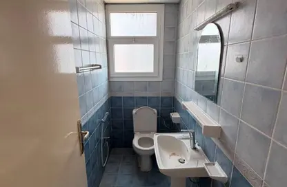 Apartment - 1 Bedroom - 2 Bathrooms for rent in Al Mujarrah - Sharjah