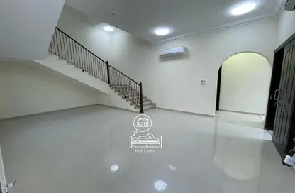 فيلا - 4 غرف نوم - 5 حمامات للايجار في مدينة زايد (مدينة خليفة ج) - مدينة خليفة - أبوظبي