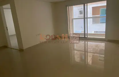 شقة - 2 غرف نوم - 2 حمامات للايجار في 2 المويهات - المويهات - عجمان