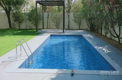 Villa - 3 Bedrooms - 4 Bathrooms for rent in District 6 - Jumeirah Park - Dubai