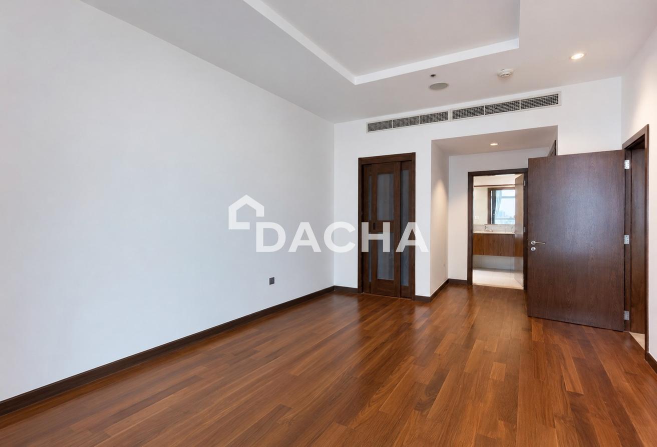 Palm View | Vacant in Aug | Mid Floor photo 6
