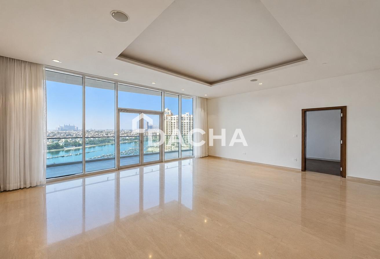 Palm View | Vacant in Aug | Mid Floor