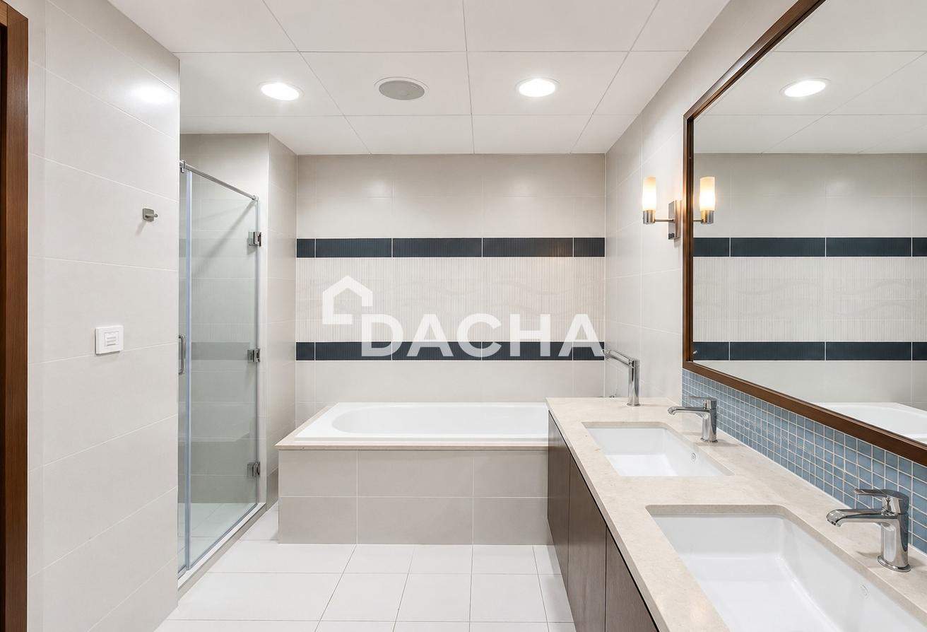 Palm View | Vacant in Aug | Mid Floor photo 8
