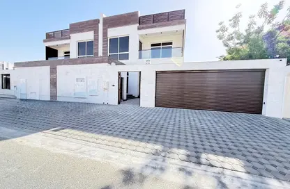 فيلا - 5 غرف نوم - 7 حمامات للايجار في حوشي - البادي - الشارقة