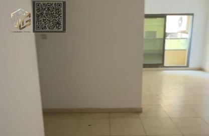 Apartment - 2 - 2 for sale in Paradise Lakes Towers - Emirates City - Ajman Apartment - 2 - 2 for sale in Paradise Lakes Towers - Emirates City - Ajman