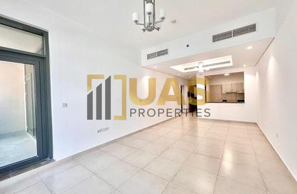 Apartment - 1 - 2 for rent in Airport View Building - Al Garhoud - Dubai Apartment - 1 - 2 for rent in Airport View Building - Al Garhoud - Dubai