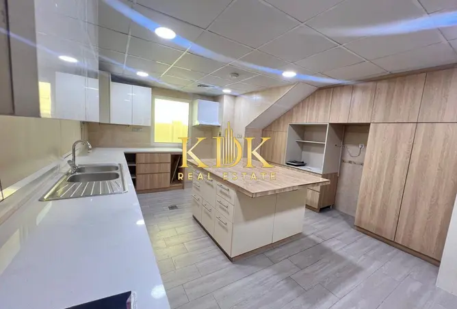 165057108 - Property Image 2