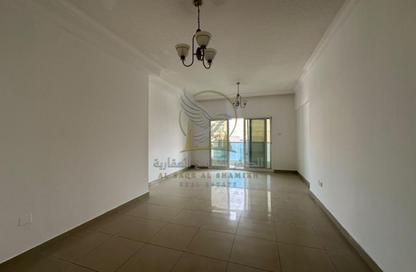 Apartment - 3 - 3 for rent in New Al Taawun Road - Al Taawun - Sharjah