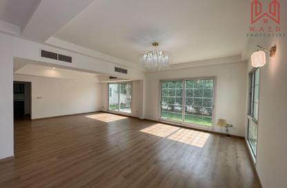 Villa - 5 - 5 for rent in Jumeirah 1 Villas - Jumeirah 1 - Jumeirah - Dubai Villa - 5 - 5 for rent in Jumeirah 1 Villas - Jumeirah 1 - Jumeirah - Dubai