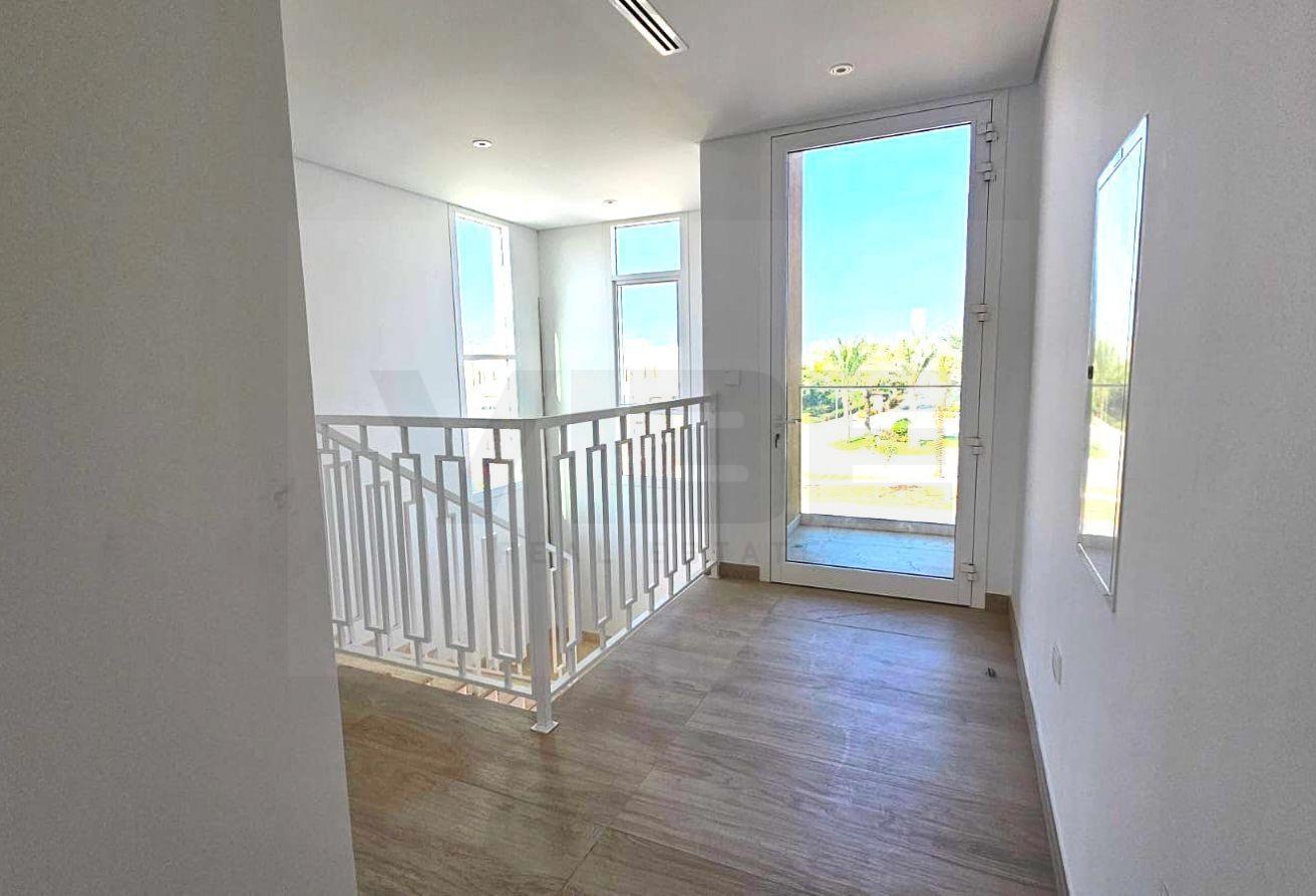 Brand New – 3 Bedroom – Community Villa