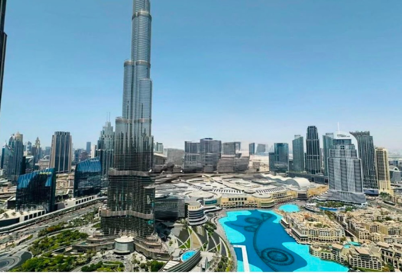 Luxury 3-Bedroom Apartment | Burj Khalifa View — image 23