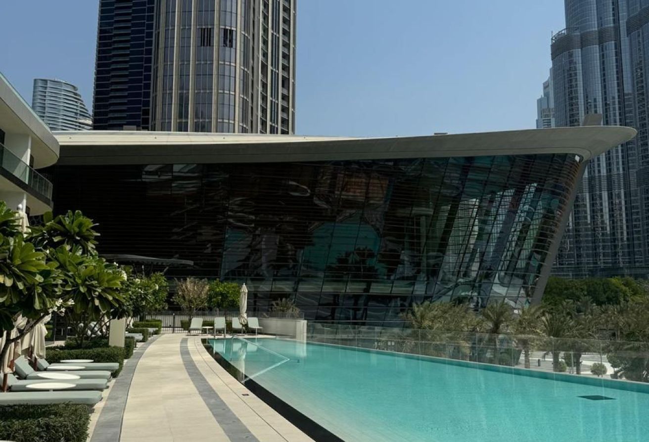 Luxury 3-Bedroom Apartment | Burj Khalifa View — image 17