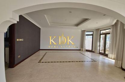 Villa - 4 Bedrooms - 6 Bathrooms for rent in Garden Homes Frond C - Garden Homes - Palm Jumeirah - Dubai
