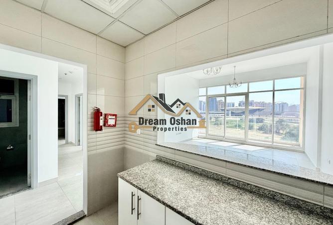 72731116 - Property Image 3