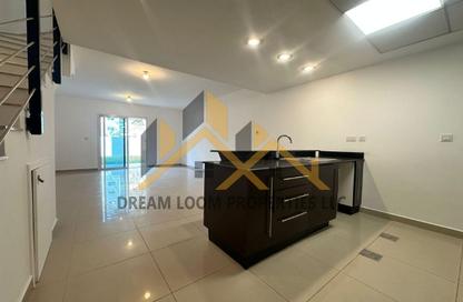 Villa - 3 - 4 for rent in Desert Style - Al Reef Villas - Al Reef - Abu Dhabi
