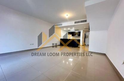 Villa - 3 - 4 for rent in Desert Style - Al Reef Villas - Al Reef - Abu Dhabi Villa - 3 - 4 for rent in Desert Style - Al Reef Villas - Al Reef - Abu Dhabi