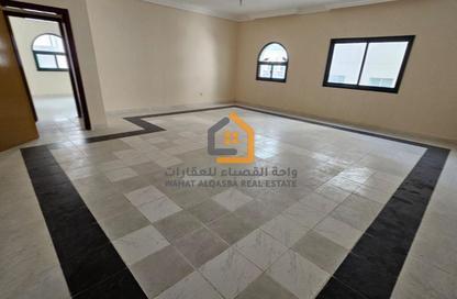 Apartment - 3 Bedrooms - 3 Bathrooms for rent in Qasimia 10 building - Al Mahatta - Al Qasimia - Sharjah