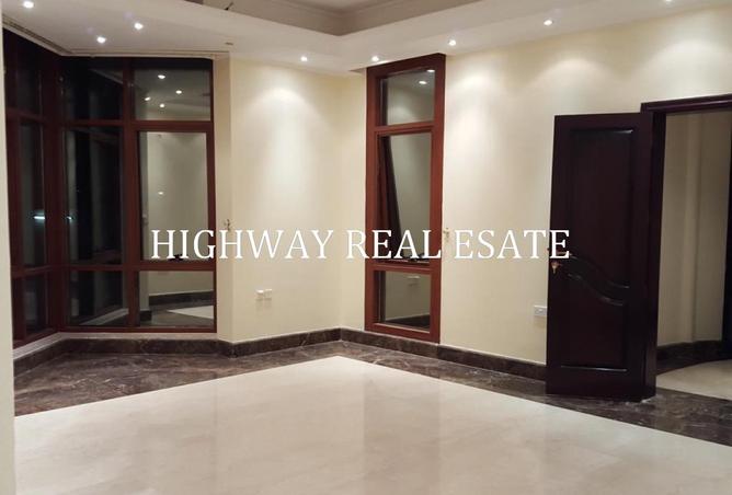 135602839 - Property Image 3