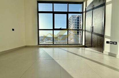 Apartment - 2 Bedrooms - 3 Bathrooms for rent in Jumeirah Garden City - Al Satwa - Dubai