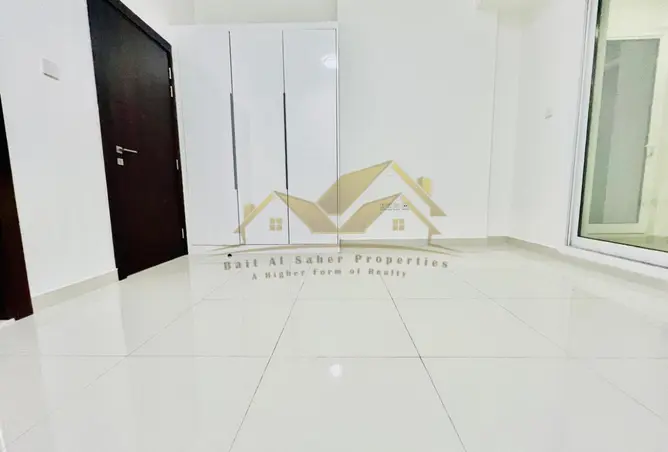 147751000 - صورة العقار 2