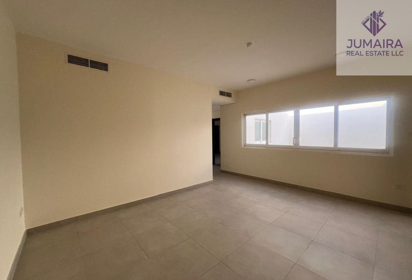 Coastal Living|Spacious 3BR+Maid | Private Garden