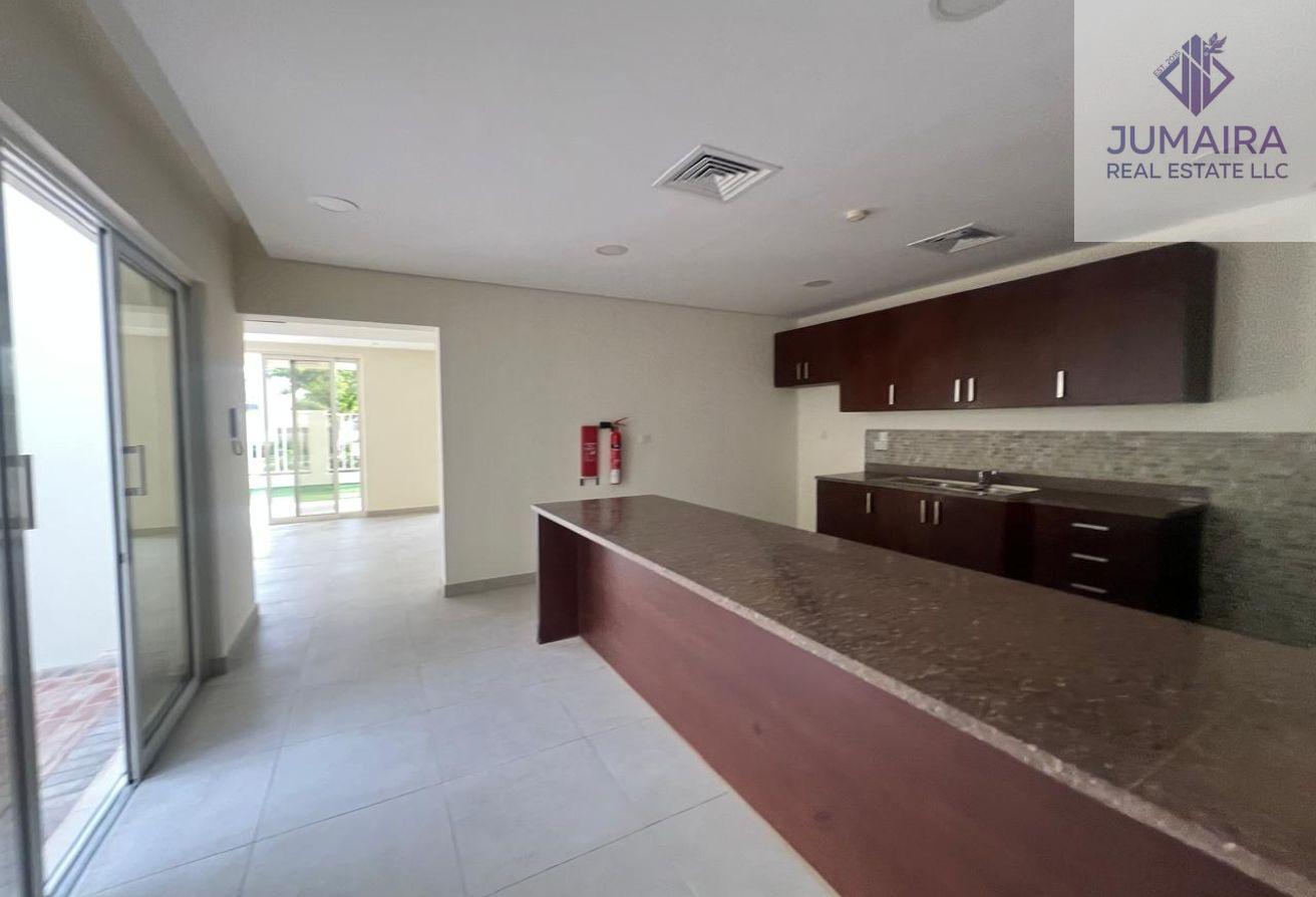 Coastal Living|Spacious 3BR+Maid | Private Garden