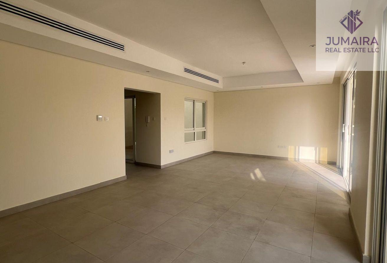 Coastal Living|Spacious 3BR+Maid | Private Garden