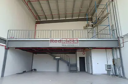 Retail - Studio - 1 Bathroom for rent in Dubai Investment Park 1 (DIP 1) - Dubai Investment Park (DIP) - Dubai