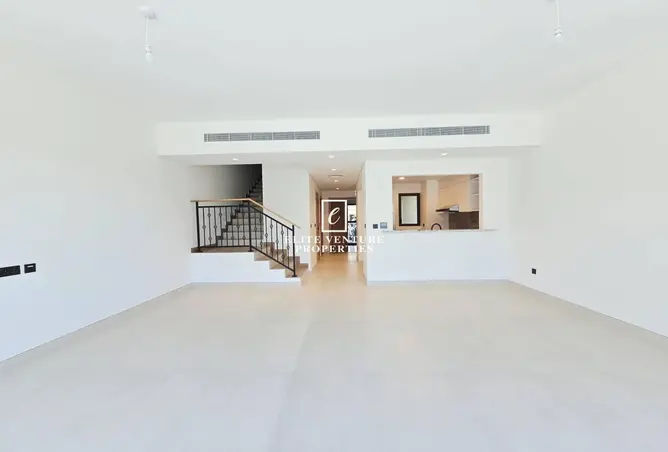 128358008 - Property Image 3
