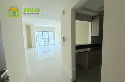 Apartment - 2 Bedrooms - 2 Bathrooms for rent in Hoor 18 - Al Jaddaf - Dubai