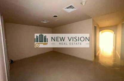 Apartment - 4 Bedrooms - 4 Bathrooms for rent in Al Khan Corniche - Al Khan - Sharjah