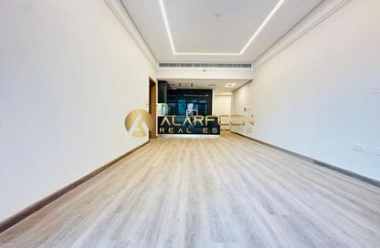 Apartment - 1 - 1 for sale in Sunrise Legend - Arjan - Dubai