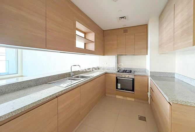 75999261 - Property Image 2