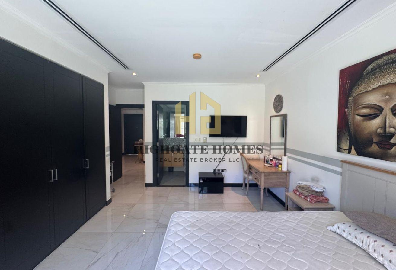 Vacant NOW | 4BR w/ Bedroom Downstairs | Prime Loc photo 14