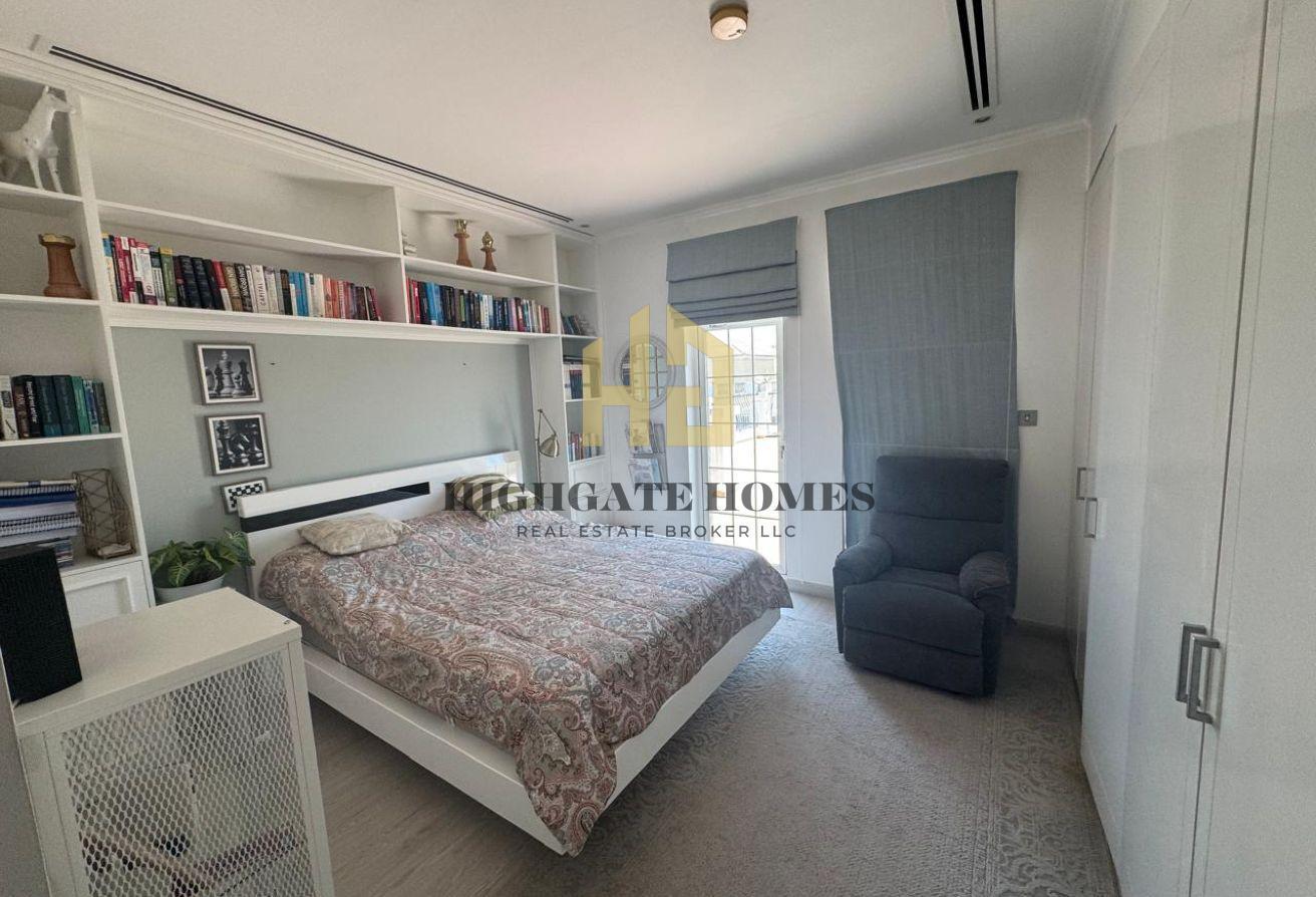 Vacant NOW | 4BR w/ Bedroom Downstairs | Prime Loc photo 23