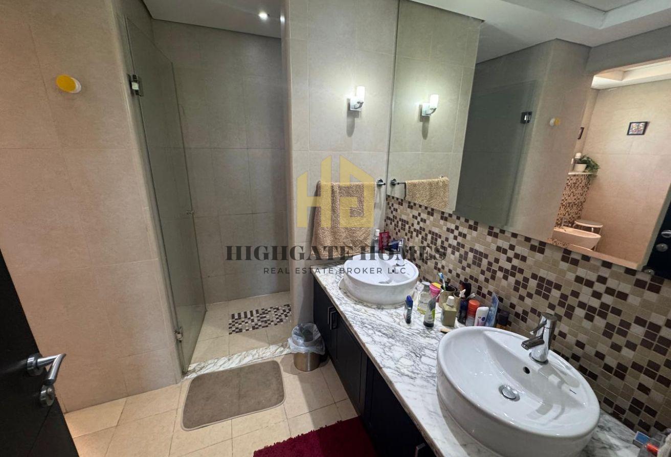 Vacant NOW | 4BR w/ Bedroom Downstairs | Prime Loc photo 18