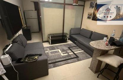 Apartment - Studio - 1 Bathroom for rent in SG Al Soor Building - Al Soor - Al Qasimia - Sharjah Apartment - Studio - 1 Bathroom for rent in SG Al Soor Building - Al Soor - Al Qasimia - Sharjah