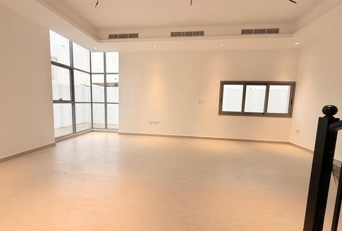 78201823 - Property Image 3