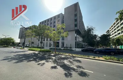 Apartment - 2 Bedrooms - 3 Bathrooms for sale in Tiraz 2 - Aljada - Sharjah