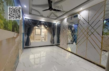 Townhouse - 5 Bedrooms - 6 Bathrooms for rent in Al Yasmeen 1 - Al Yasmeen - Ajman