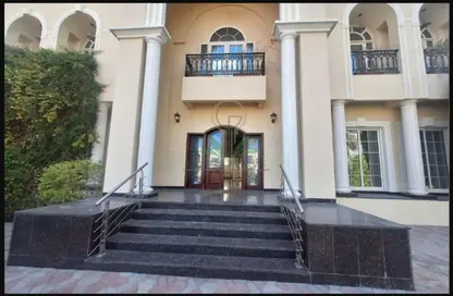 Villa - 6 Bedrooms - 7 Bathrooms for rent in Al Manara - Dubai