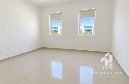 Townhouse - 3 - 5 for sale in Sanctnary - Damac Hills 2 - Dubai Townhouse - 3 - 5 for sale in Sanctnary - Damac Hills 2 - Dubai