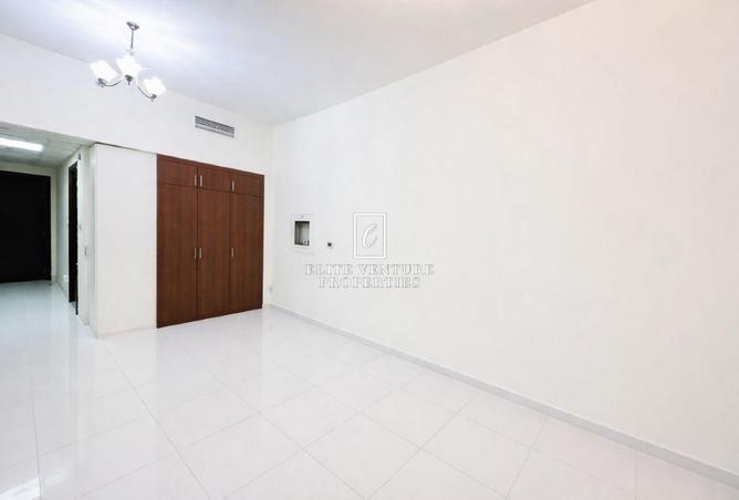 59338003 - Property Image 2