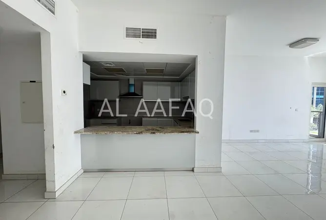 130224586 - Property Image 3