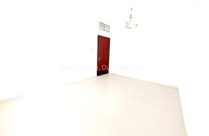 Apartment - 1 Bedroom - 2 Bathrooms for rent in New Al Taawun Road - Al Taawun - Sharjah