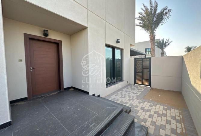 84079563 - Property Image 2