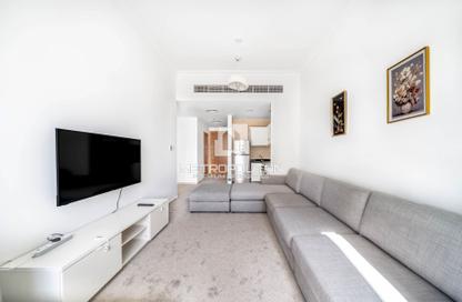 Apartment - 1 - 1 for sale in Mayfair Tower - Business Bay - Dubai
